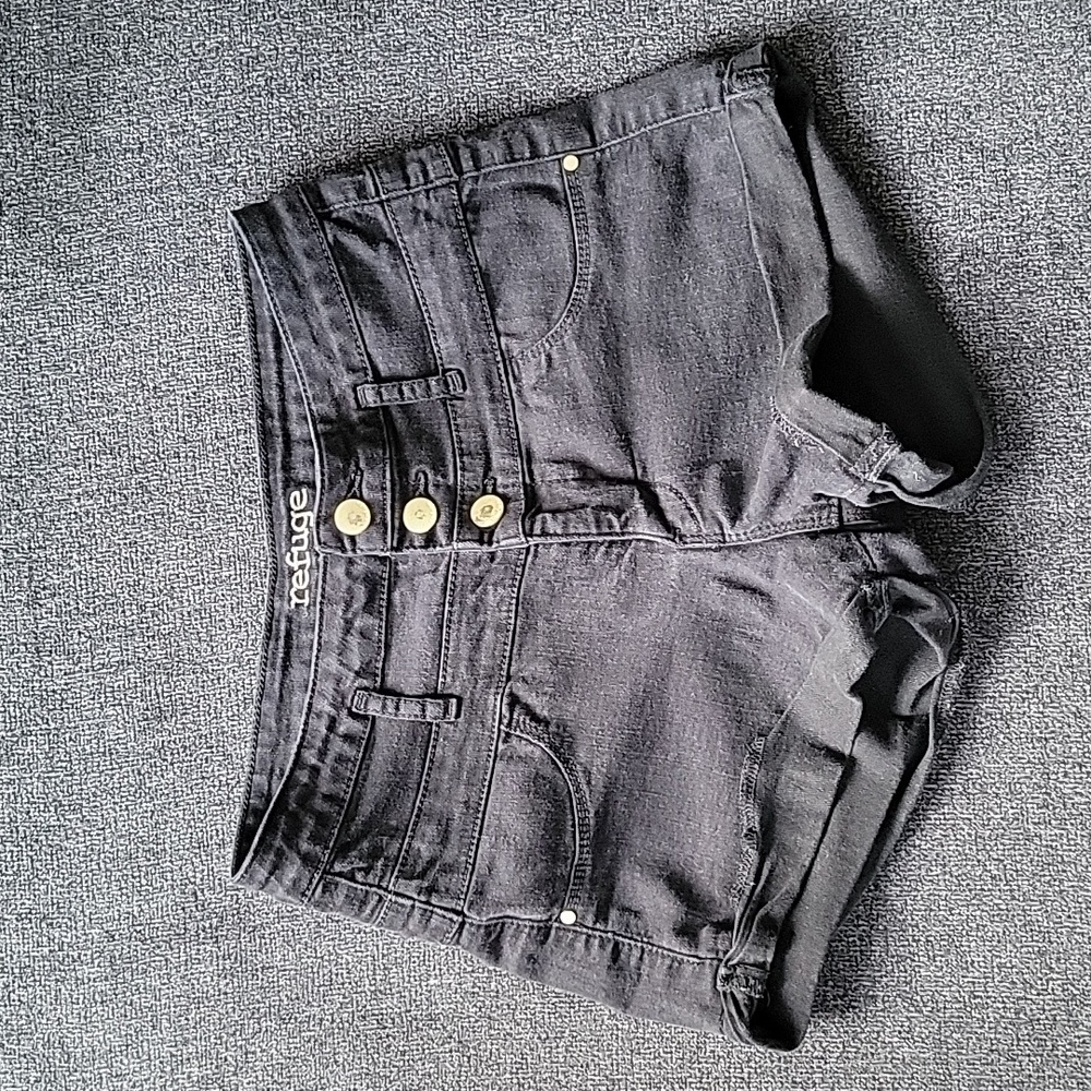 Refuge Women's Black Denim Shorts